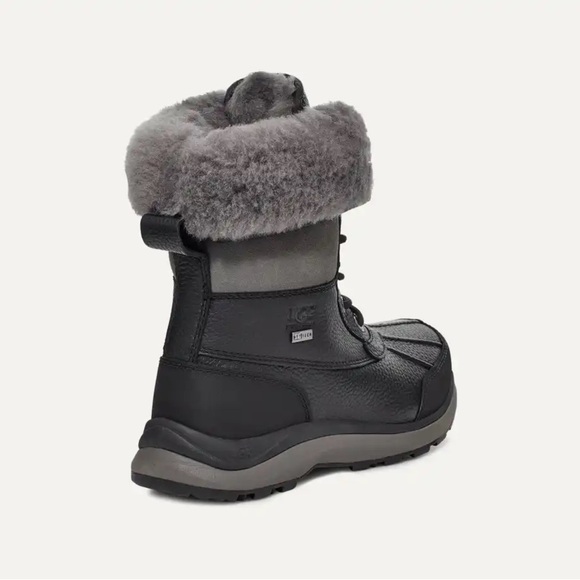 NEW Ugg Women’s Adirondack III Waterproof Fur Boot in Black/Grey Size 5 - Picture 4 of 16